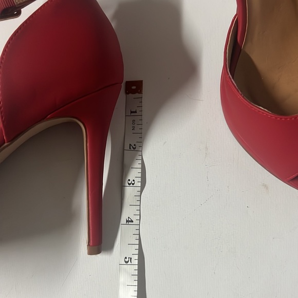 RED DIVA HEEL SZ 9 LIKE NEW - Picture 6 of 7